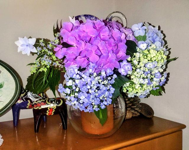 館内の花としつらえの写真